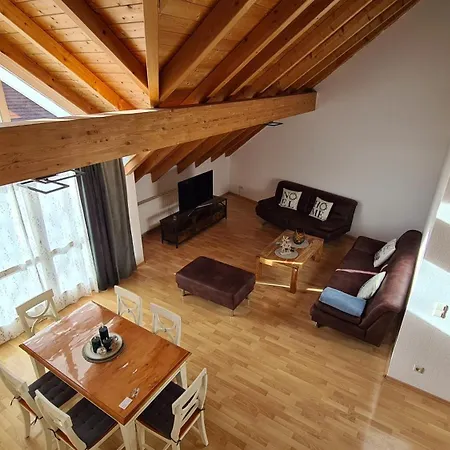 Celi Apartment *
